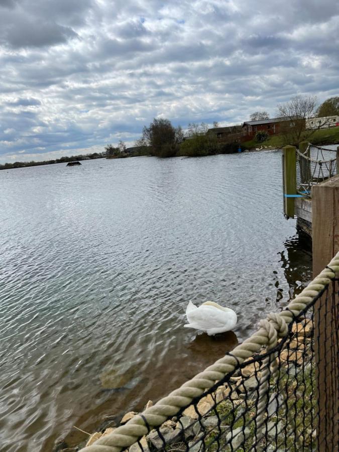 Sunscape Breaks At Tattershall Lakes Hotel Buitenkant foto